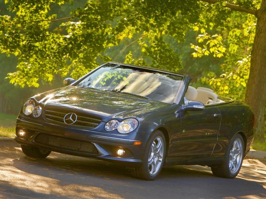  Mercedes-Benz CLK550 Cabriolet 2009 года  (фото 22 из 24)